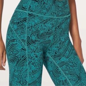 Lululemon Capris